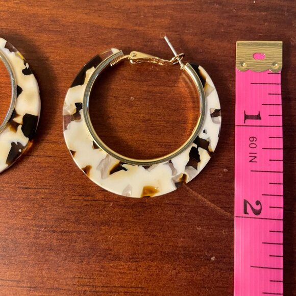 Bundle 3 for $12. White and black hoop earrings - Picture 2 of 2
